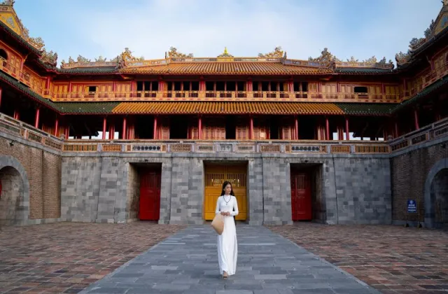 Day 3: Da Nang – Ancient Capital of Hue – The Imperial Citadel – Thien Mu Pagoda (Breakfast, Lunch, Dinner)